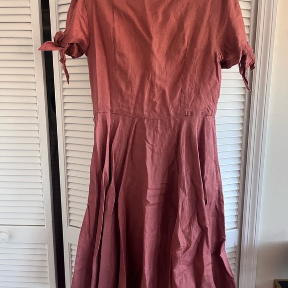 Rust-Colored Button-Front Linen Midi Dress - Picture 2 of 7